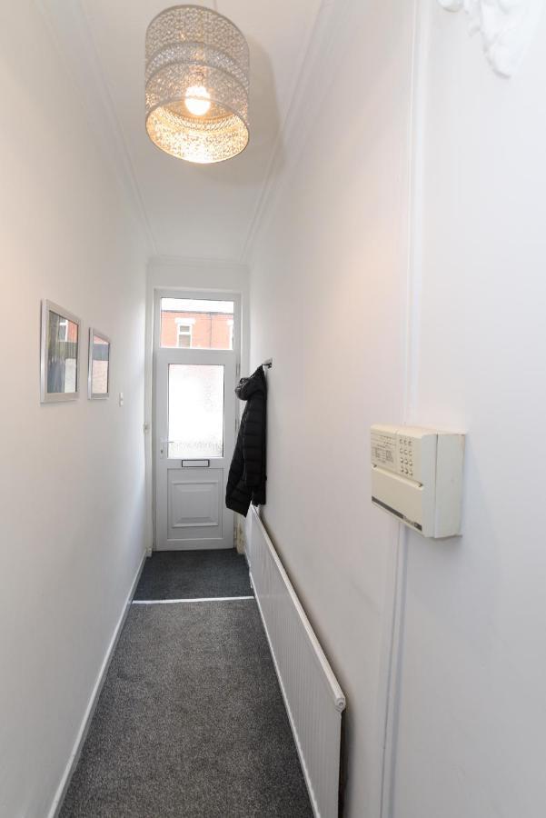 Minshull House Villa Crewe Exterior foto